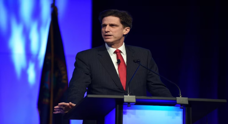 Boeing names former Pentagon tech chief as new IT head